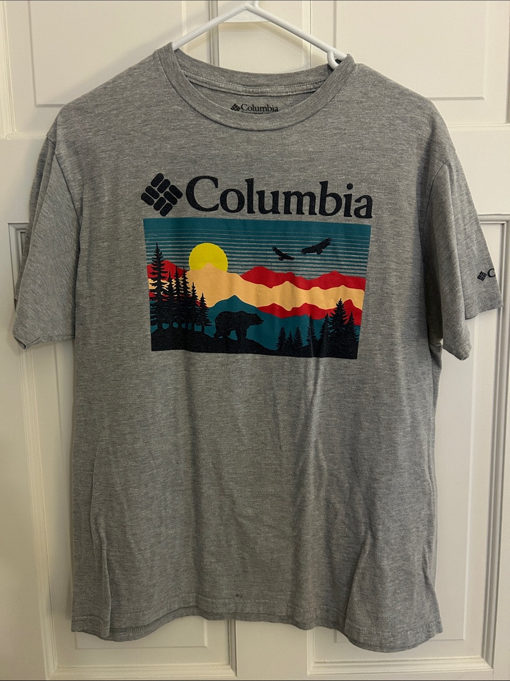 Columbia Gray Short-Sleeve Tee with Multicolor Outdoor Graphic